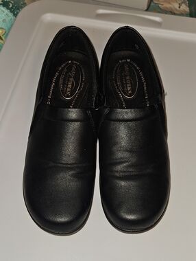 Women's Black Slip-On Comfort Shoe
